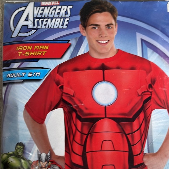 Avengers: Iron Man Adult T-Shirt! New! - Picture 6 of 7